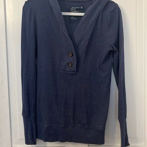 American Eagle top